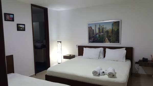 Literie de qualité supérieure, coffres-forts dans les chambres