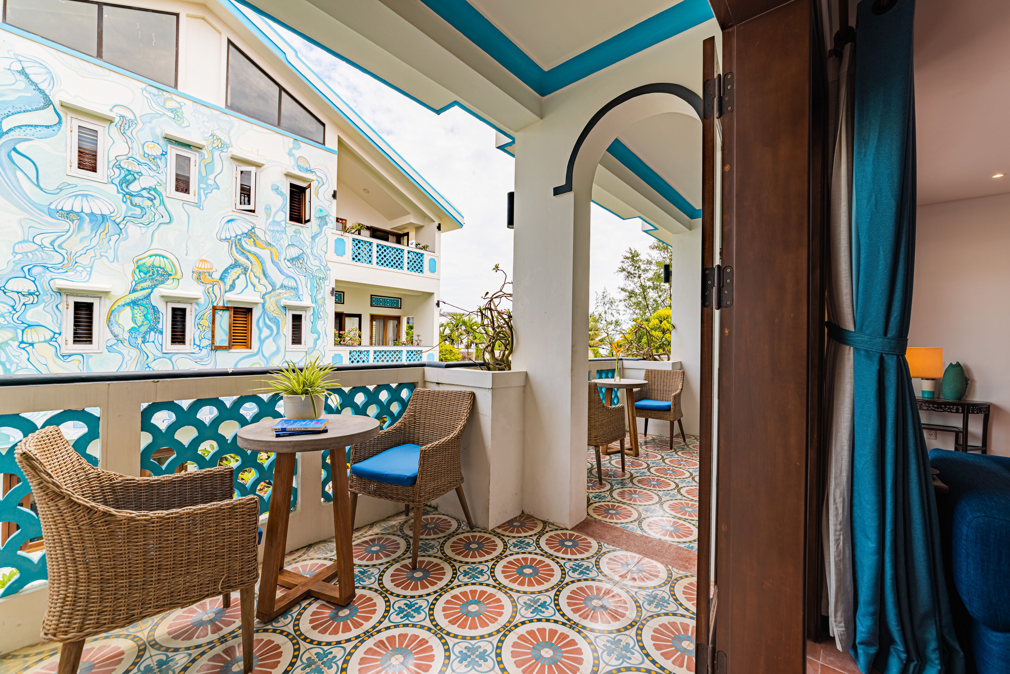 deluxe apartment, 3 bedrooms, ocean view | terrace/patio