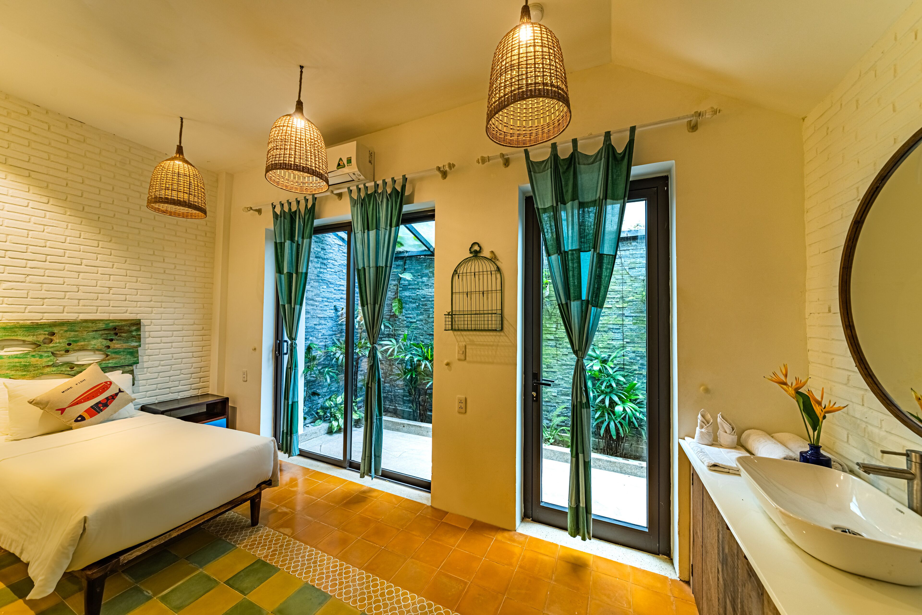 family suite | minibar, individually decorated, individually furnished, desk