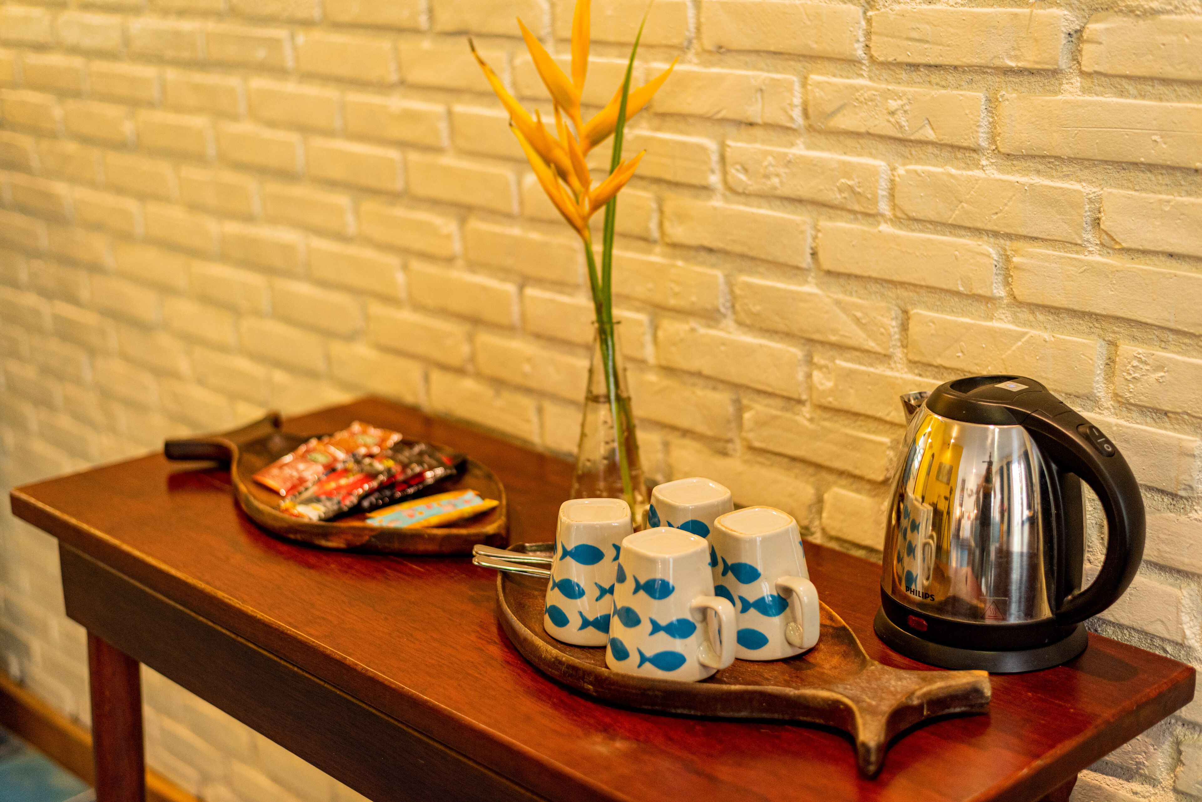 family suite | living area | flat-screen tv