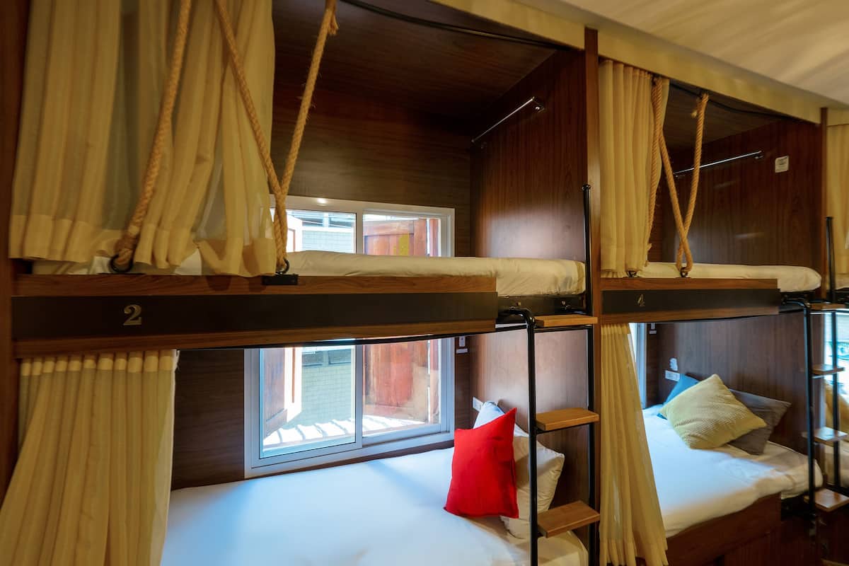 Dormitório compartilhado, em dormitório misto | Wi-Fi de cortesia, roupa de cama