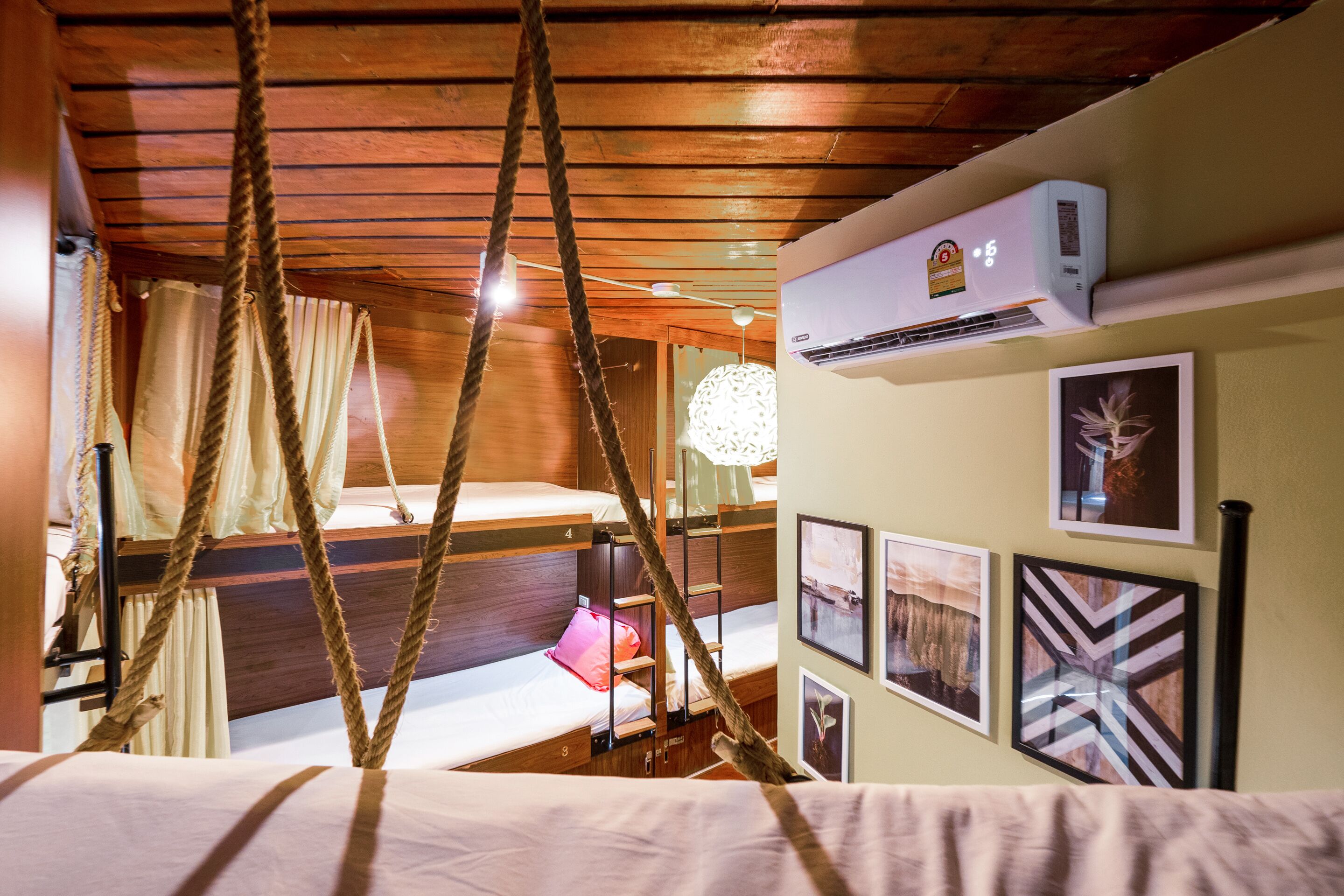 ห้องพักรวม, หอพักรวม | Wi-Fi ฟรี, ผ้าปูที่นอน