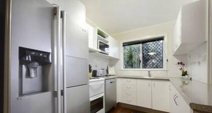 Airlie Getaway - Views