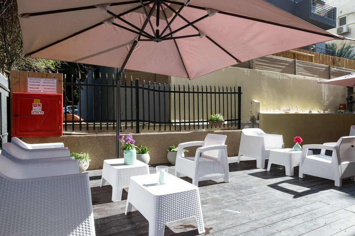 Apartment, Patio