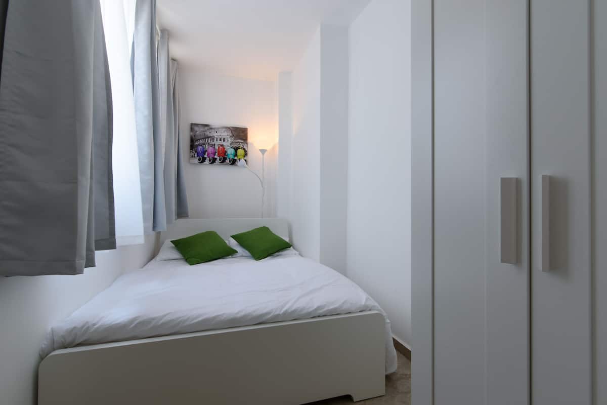 Apartment (3 Rooms)