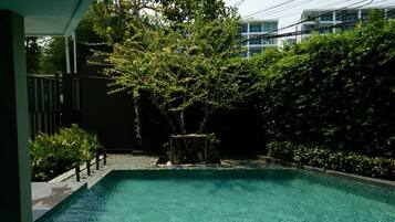 Indoor pool, outdoor pool
