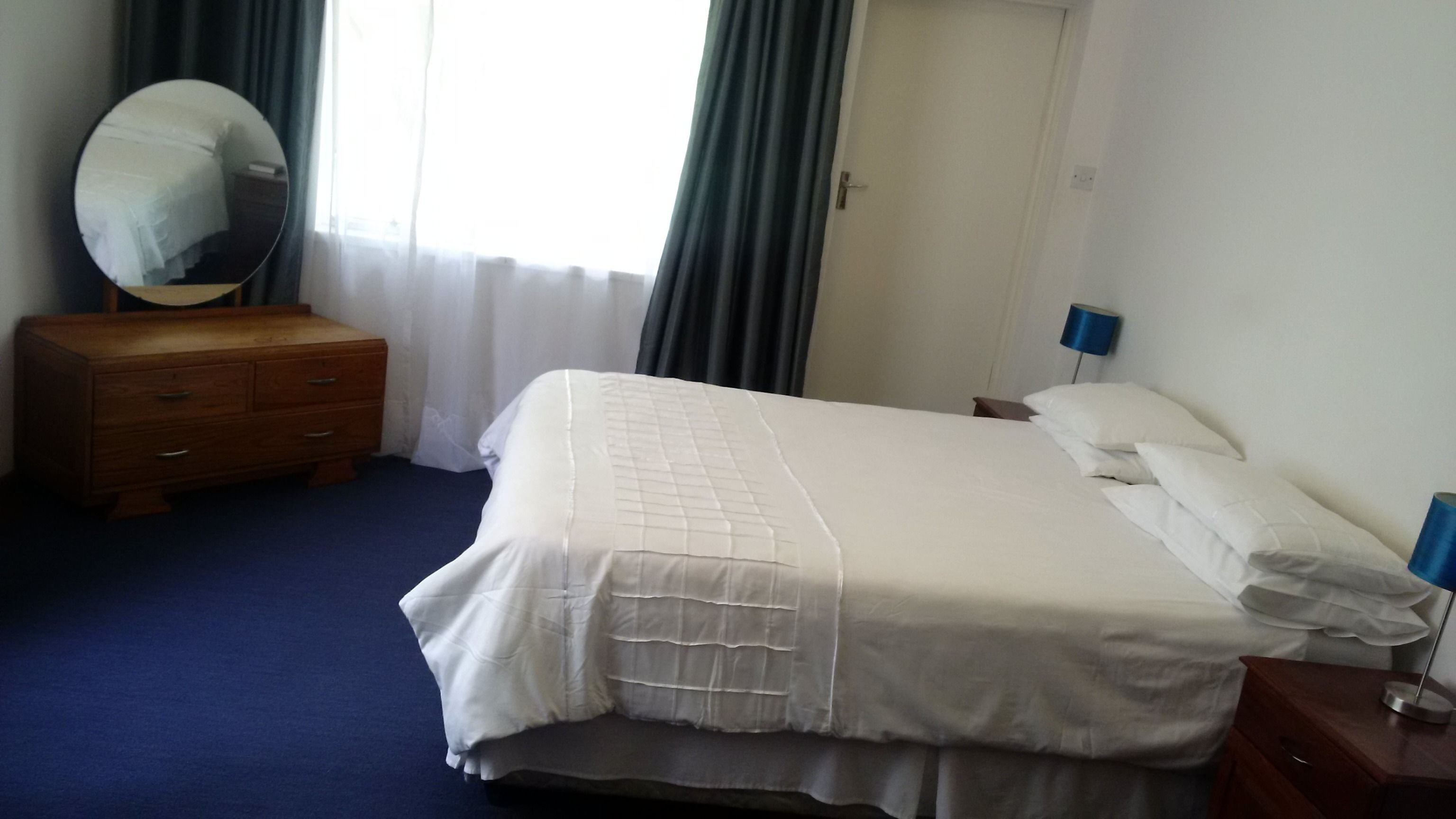 Double Room, Ensuite, Pool View | Premium bedding, desk, blackout drapes, soundproofing