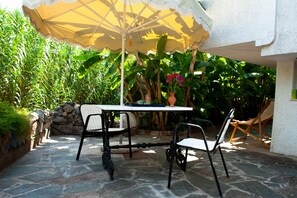 Comfort Studio, 1 Bedroom, Garden View | Terrace/patio