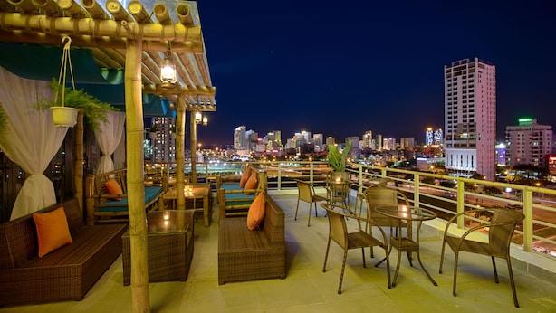 Bar (on property) - Continent Hotel Da Nang (Da Nang)