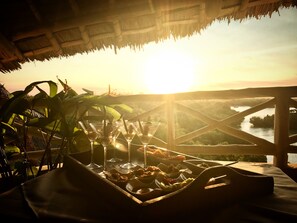 현지 및 세계 요리