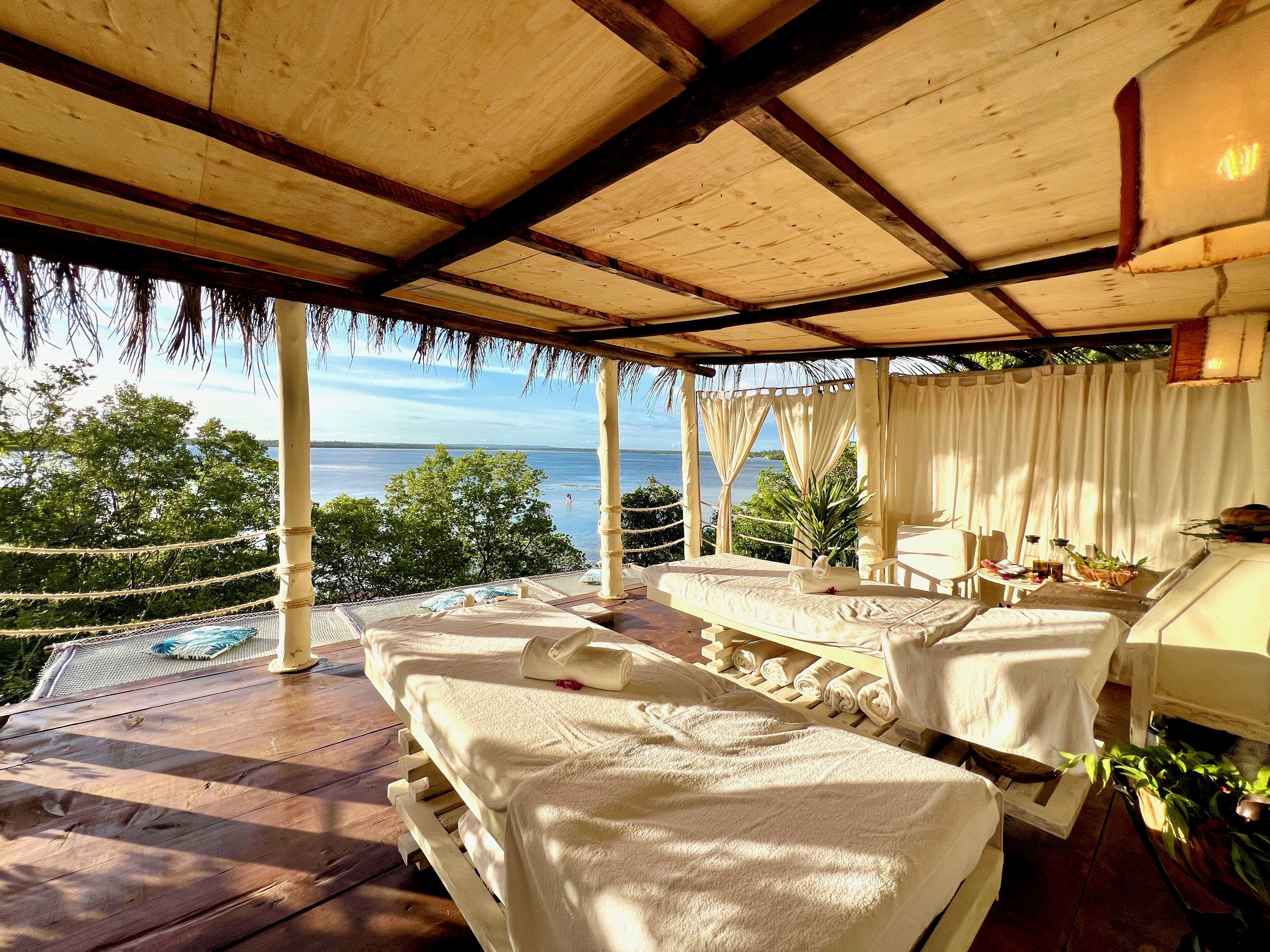 1 behandlingsrom, manikyr og pedikyr og massasje