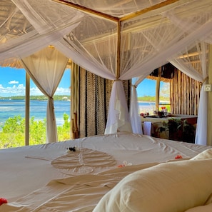 Panorama cottage, 1 kingsize bed, uitzicht op zee | Lakens van Egyptisch katoen, luxe beddengoed, een kluis op de kamer