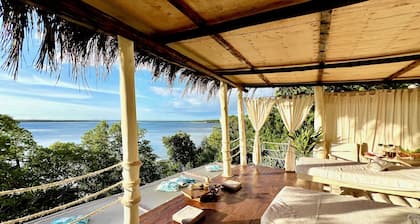 Rock and Sea Resort