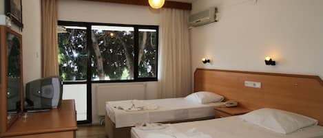 Standard Double or Twin Room, Balcony