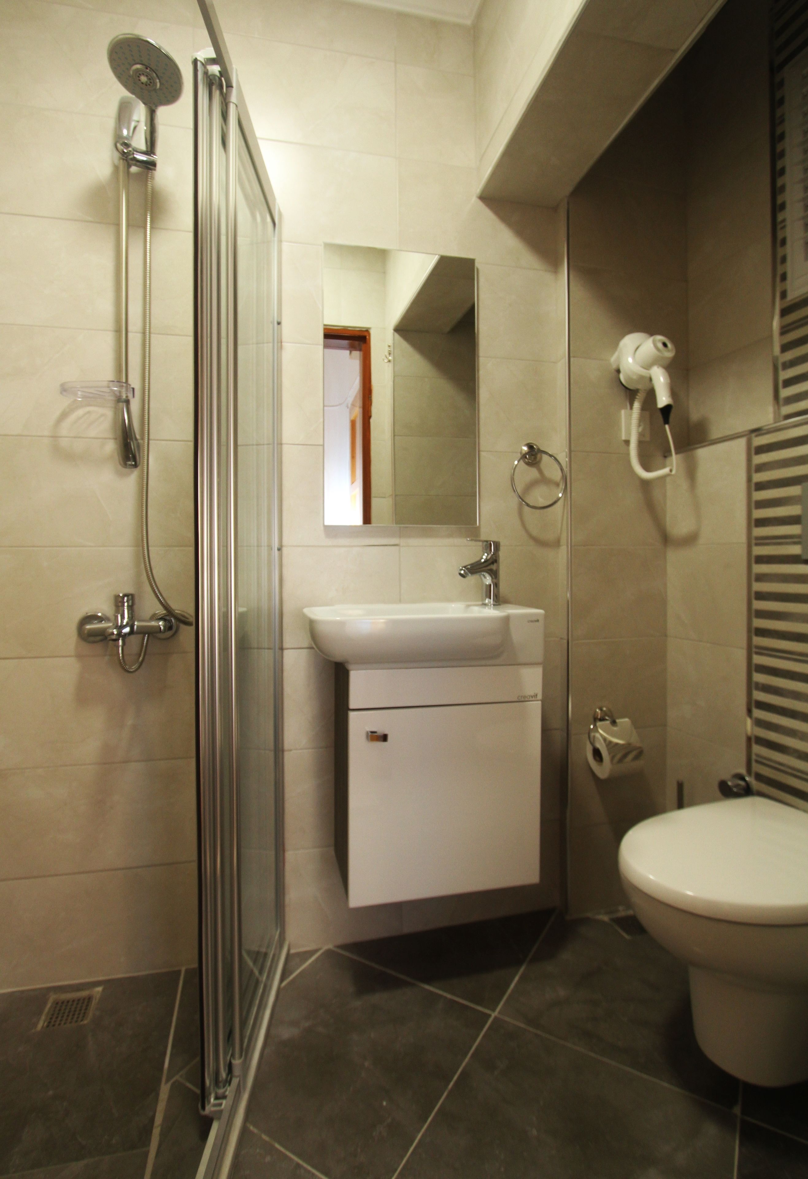 standard double or twin room, balcony | bathroom | shower, free toiletries, hair dryer, slippers