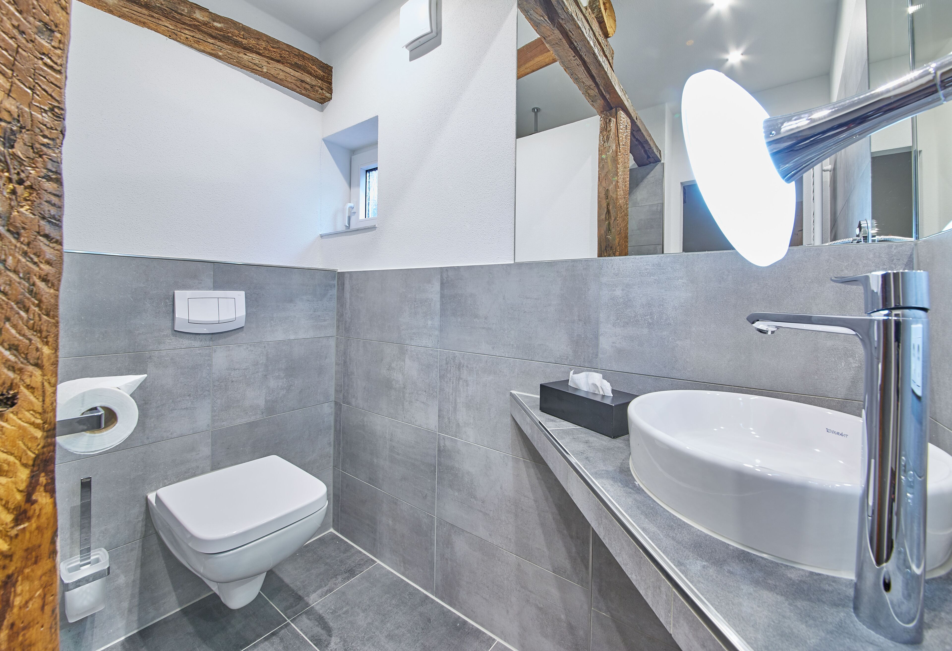 deluxe double room | bathroom | shower, free toiletries, hair dryer, towels