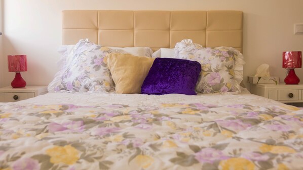 Suite, Private Bathroom