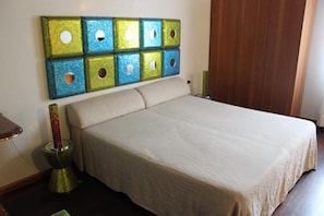 Minibar, in-room safe, free cribs/infant beds, rollaway beds - Domus Orsoni (Venice)
