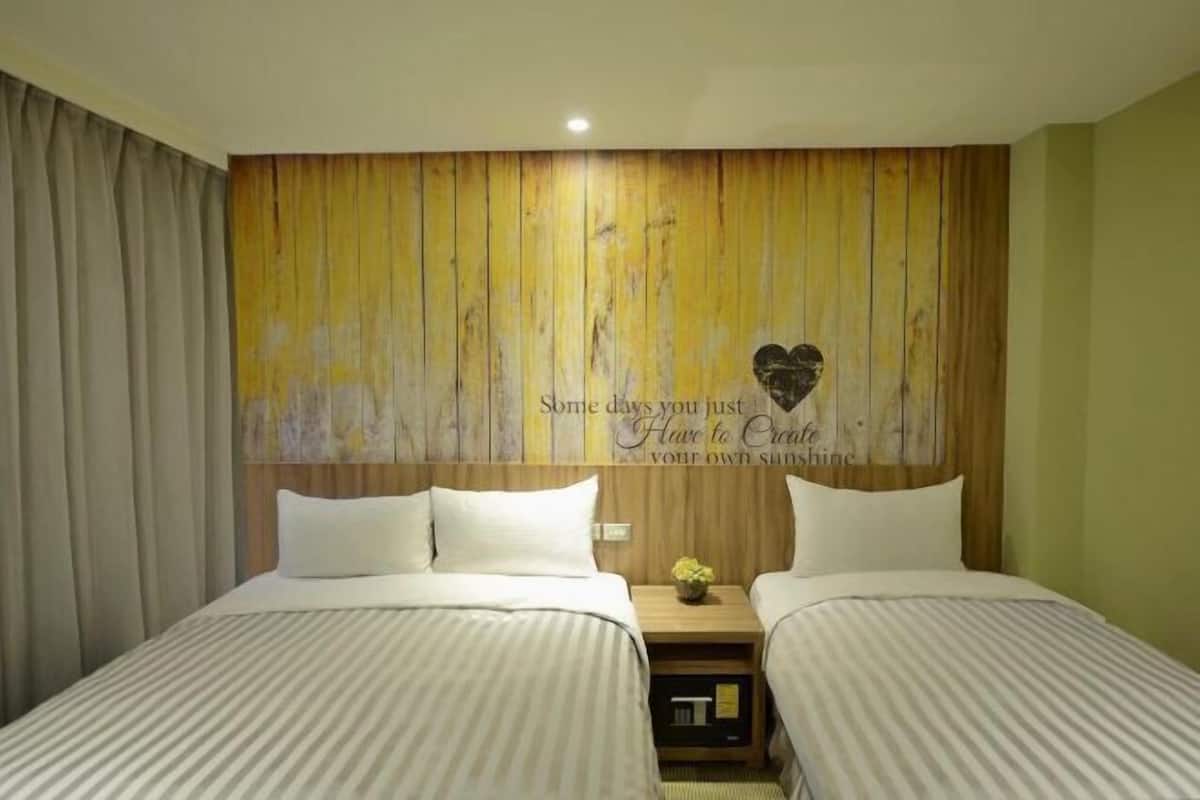 In-room safe, desk, laptop workspace, soundproofing