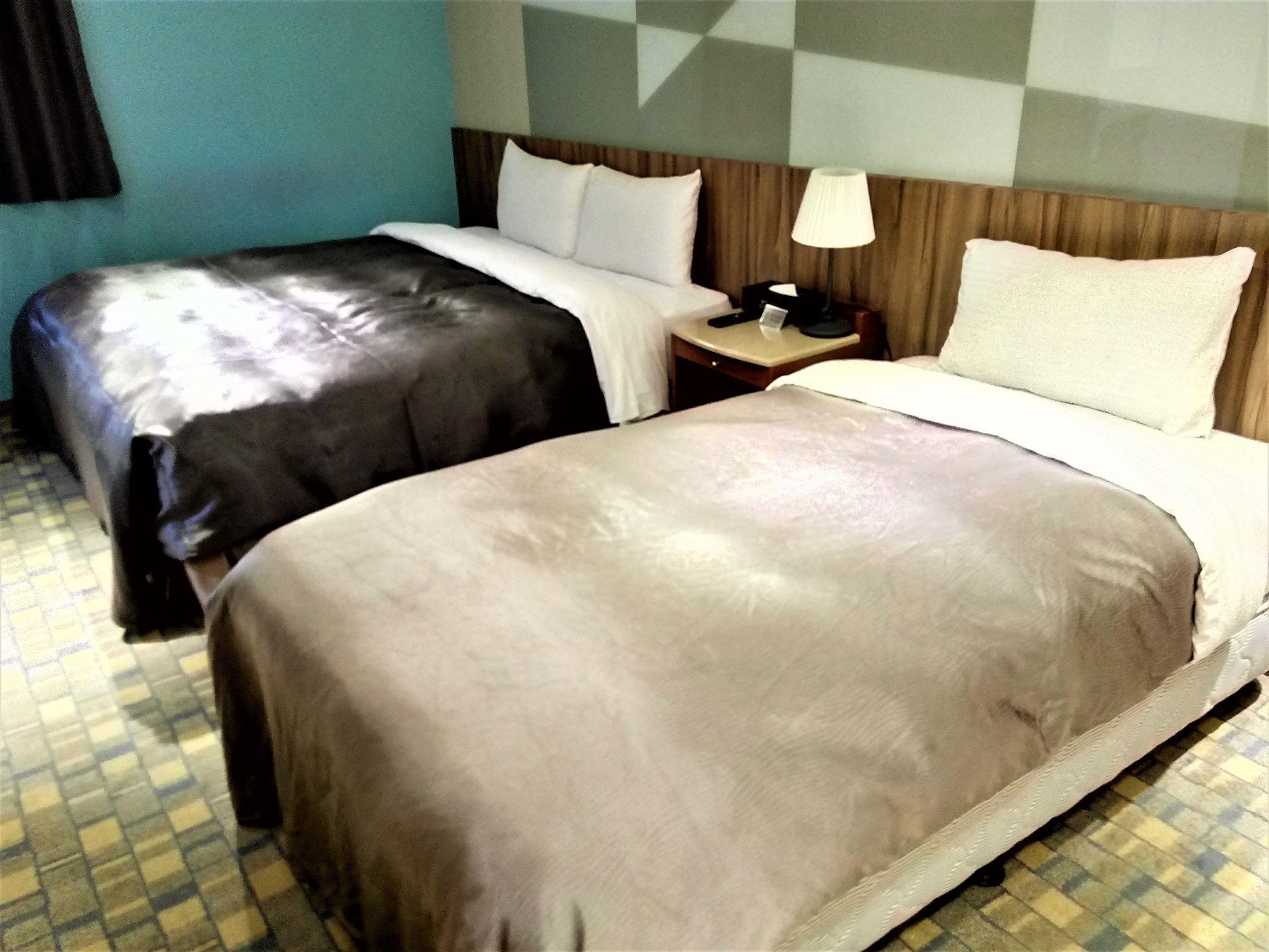 family triple room | in-room safe, desk, laptop workspace, soundproofing