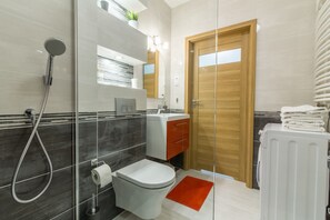 City Apartment, 1 Bedroom, Balcony | Bathroom | Shower, hair dryer, towels - Rent a Flat Apartments - Jana Pawla II (Gdansk)