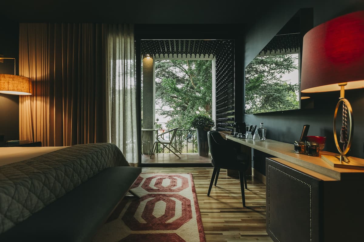 Executive Superior (balcony) | Bộ trải giường bằng vải cotton Ai Cập, bộ đồ giường cao cấp 