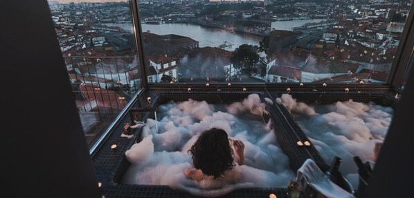 Suíte Deluxe | Badezimmer