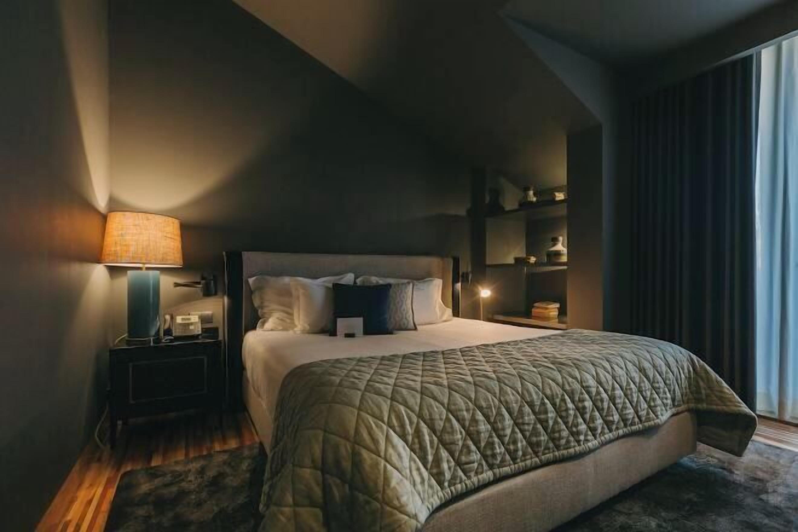 Egyptian cotton sheets, premium bedding, memory foam beds, minibar