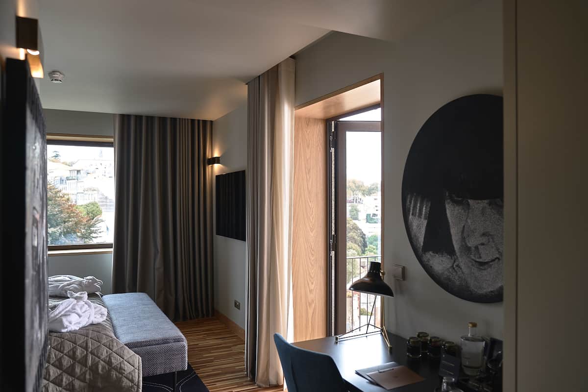 Executive Deluxe (balcony & River View)