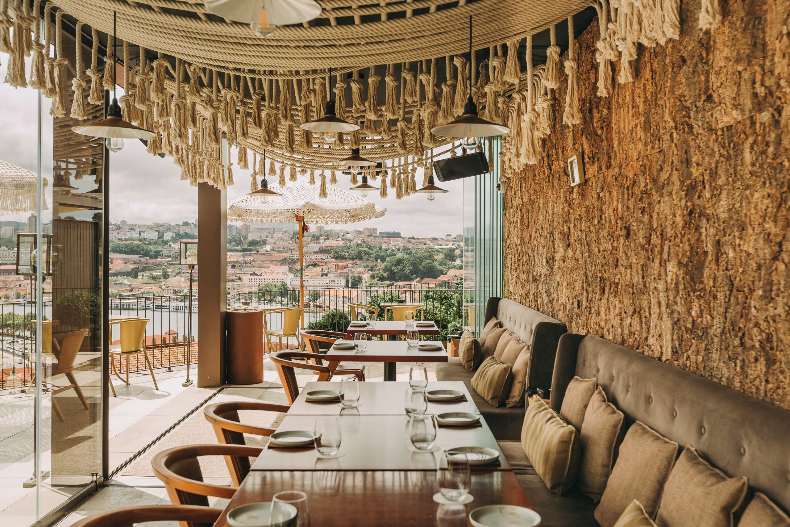 Breakfast, lunch, dinner served; pool views