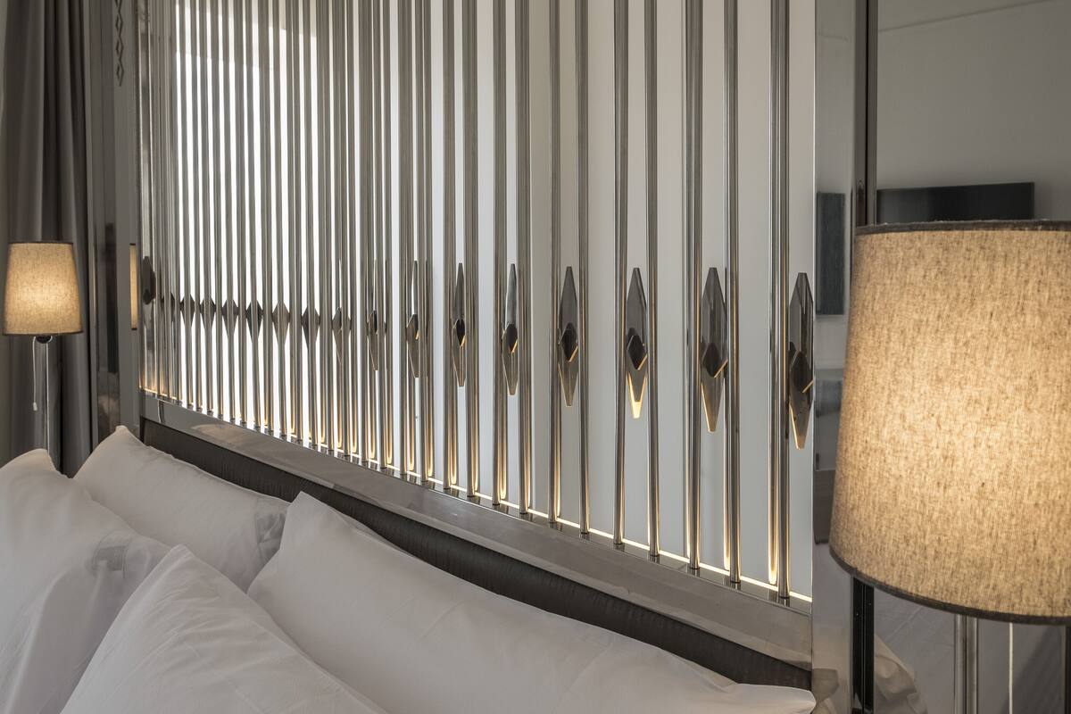premium bedding, in-room safe, desk, blackout curtains