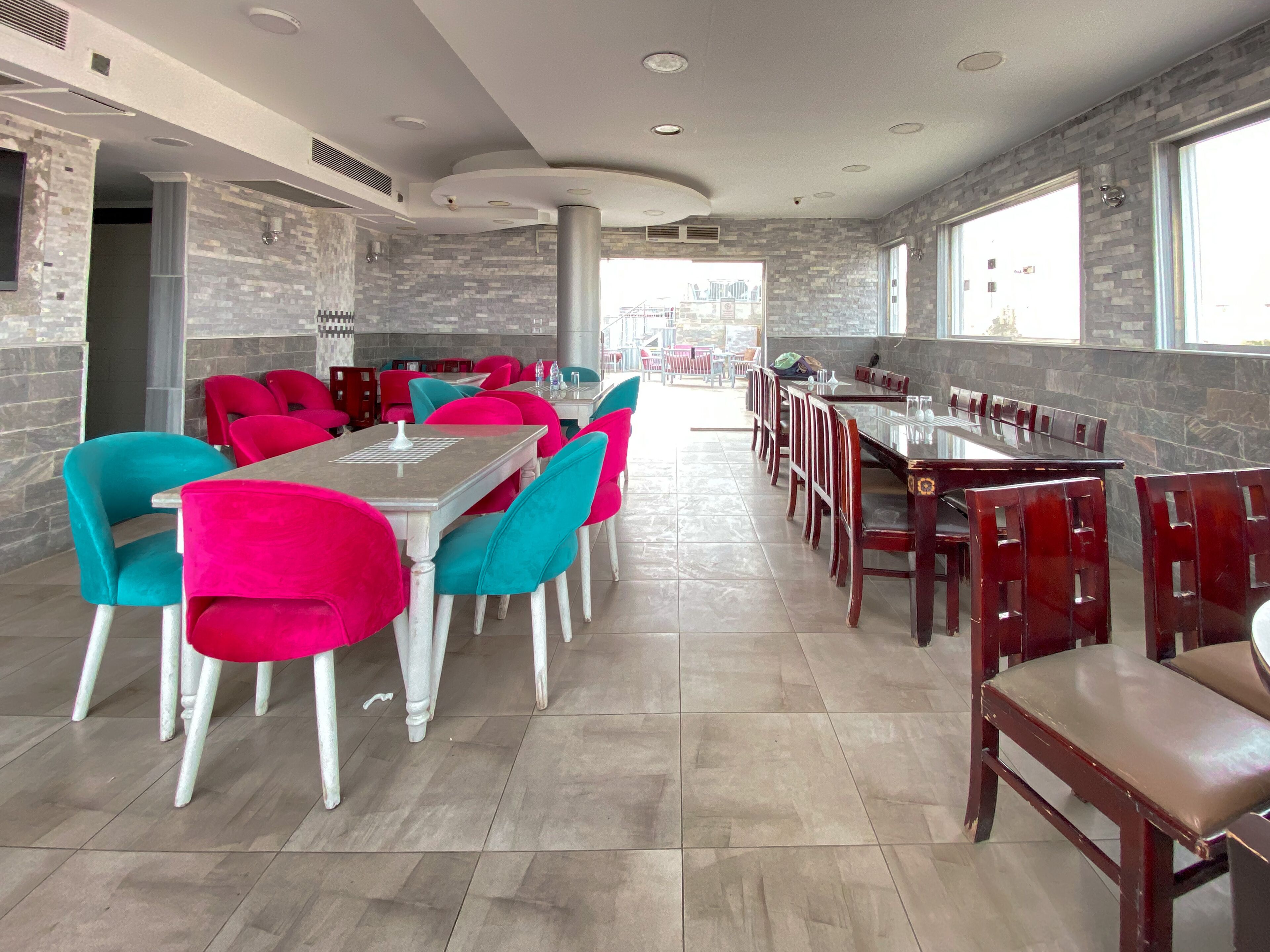 breakfast, lunch, dinner served; local and international cuisine