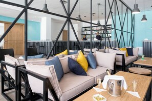 Bar (on property) - Lixus Beach Resort – All Inclusive (Larache)