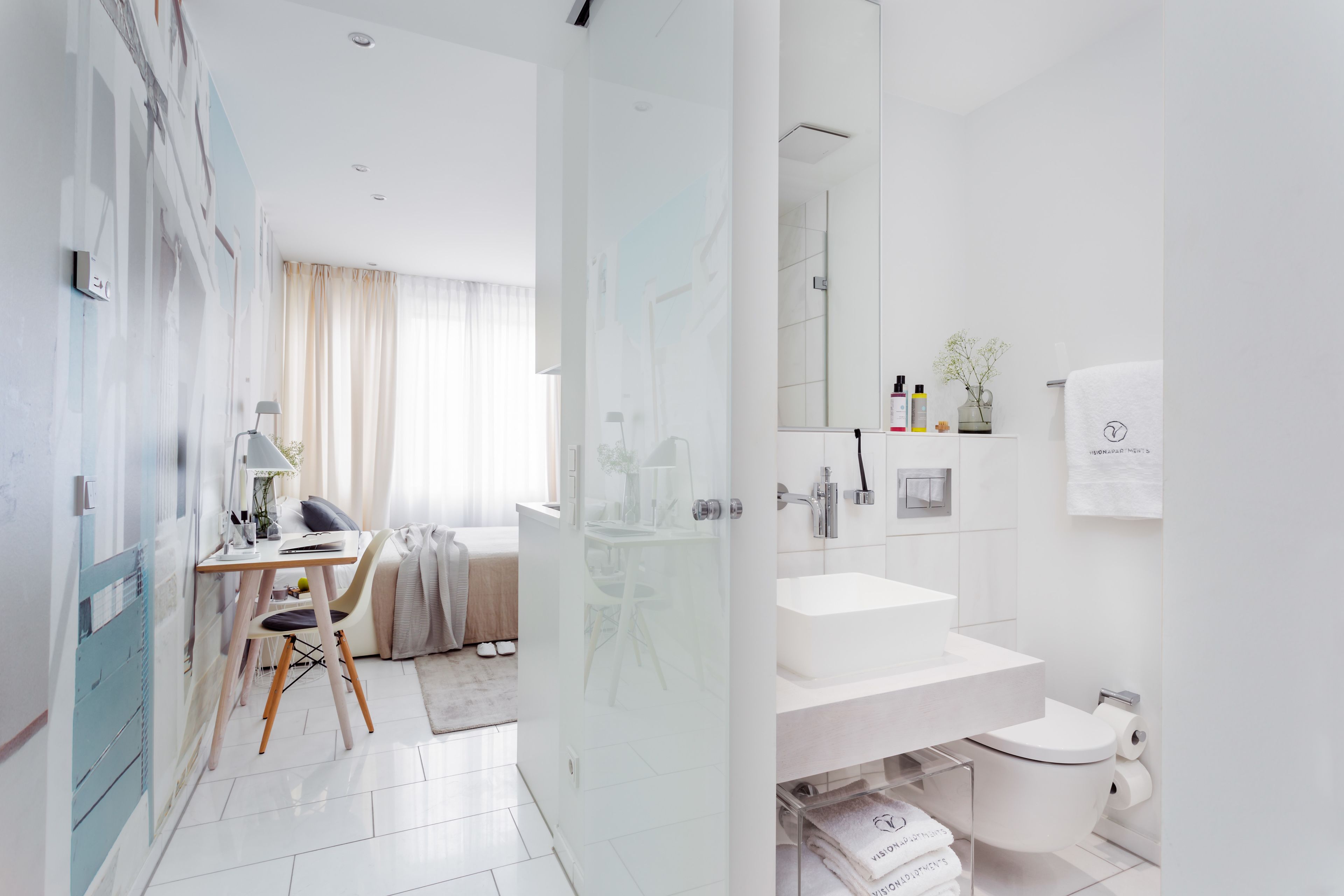 Studio Apartment XS | Bathroom | Hair dryer, towels, soap, shampoo