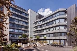 Exterior - Skyreach BizzStay (Frankfurt)