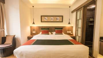 Elite Double Room, 1 Bedroom, Garden View, Garden Area | Desk, blackout curtains, soundproofing, free WiFi