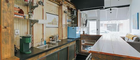 Luxury Room, Ensuite (The Storefront) | Bar (on property)