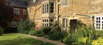 Castle Farm House B&B