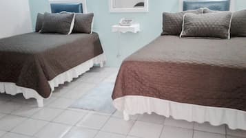 1 phòng ngủ, bộ đồ giường cao cấp, bàn, bàn ủi/dụng cụ ủi quần áo