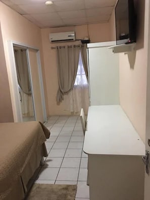 Deluxe Room, 2 Double Beds, Kitchen | 私人廚房 | 雪櫃、微波爐