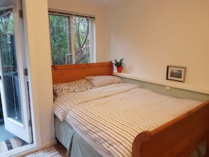 Interior - Mount Pleasant Bed and Breakfast (Vancouver)
