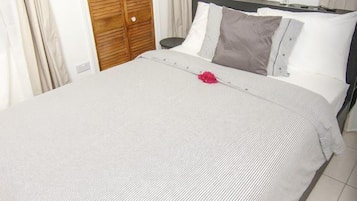 1 bedroom, iron/ironing board, free WiFi