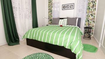 Apartment, 1 Queen Bed with Sofa bed, Kitchenette | 1 bedroom, iron/ironing board, free WiFi