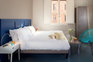 Estudi Deluxe | Roba de llit d'alta qualitat, cobrellits i caixa forta a l'habitació 