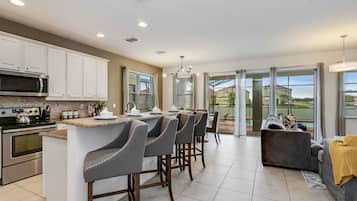 Veranda Palms Resort 8 Bedroom Vacation Home with Pool (1722) | Private kitchen | Fridge, microwave, oven, stovetop