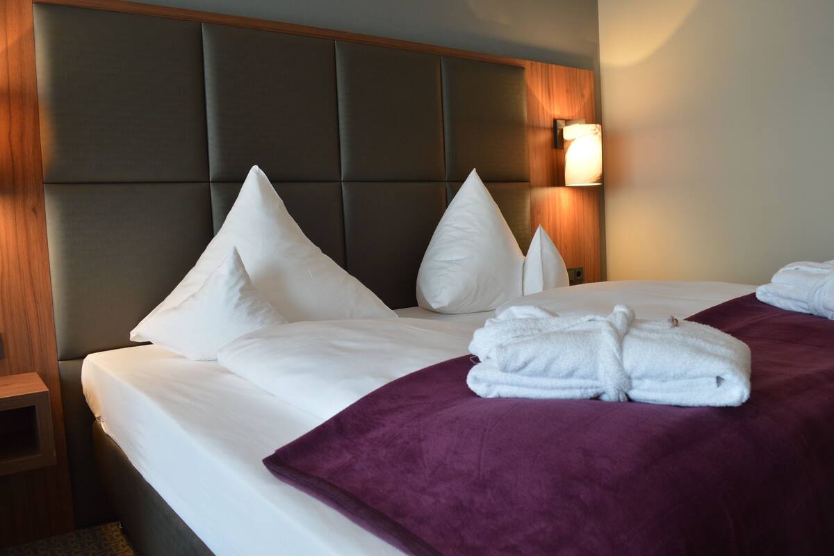 in-room safe, desk, soundproofing, free cots/infant beds