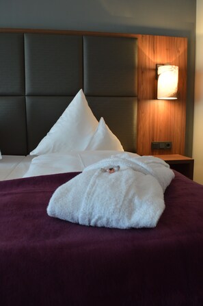 Habitación individual | Caja de seguridad en la habitación y escritorio 