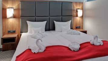 Double Room | In-room safe, desk, soundproofing, free cots/infant beds