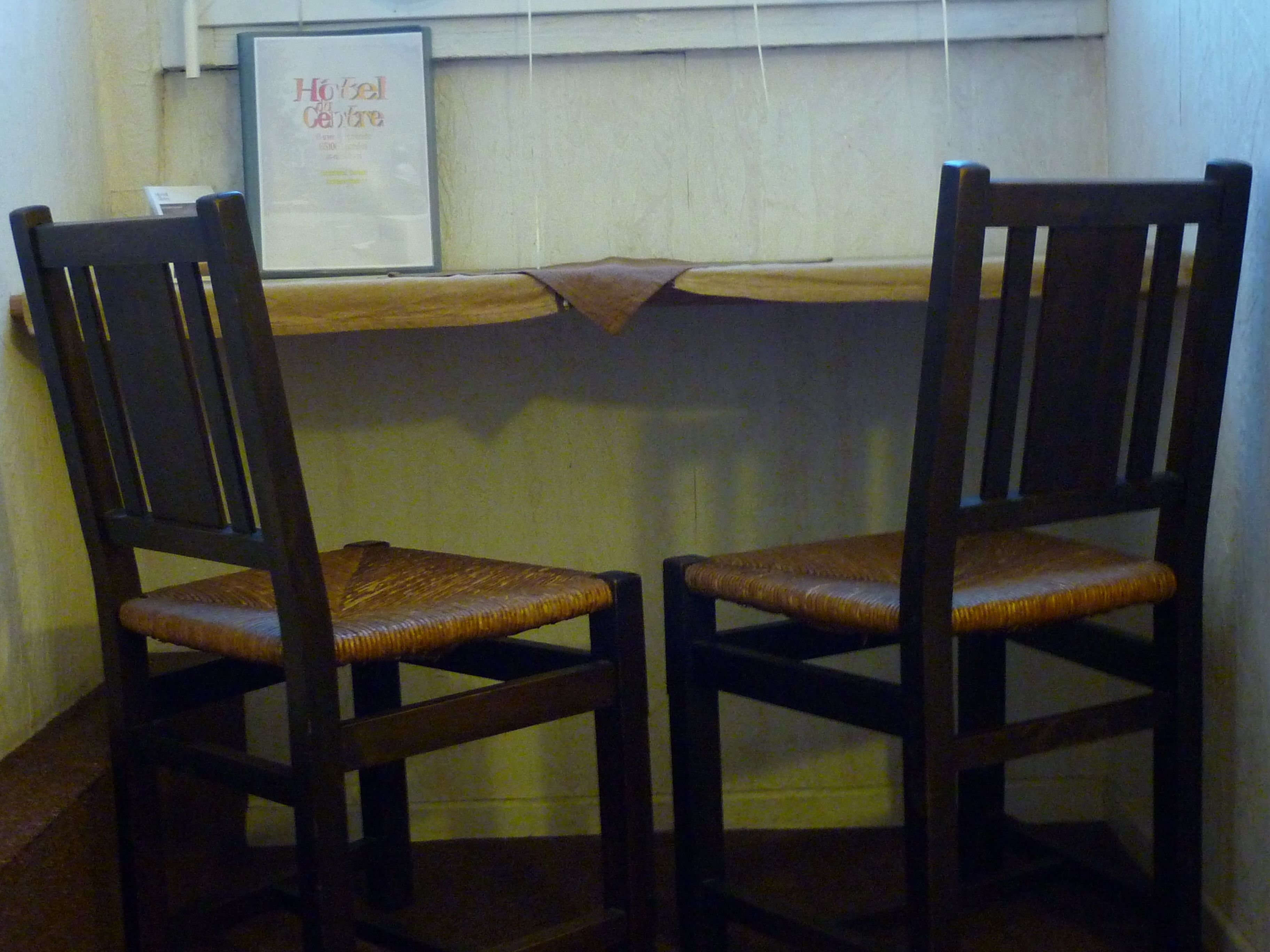 double room | in-room dining