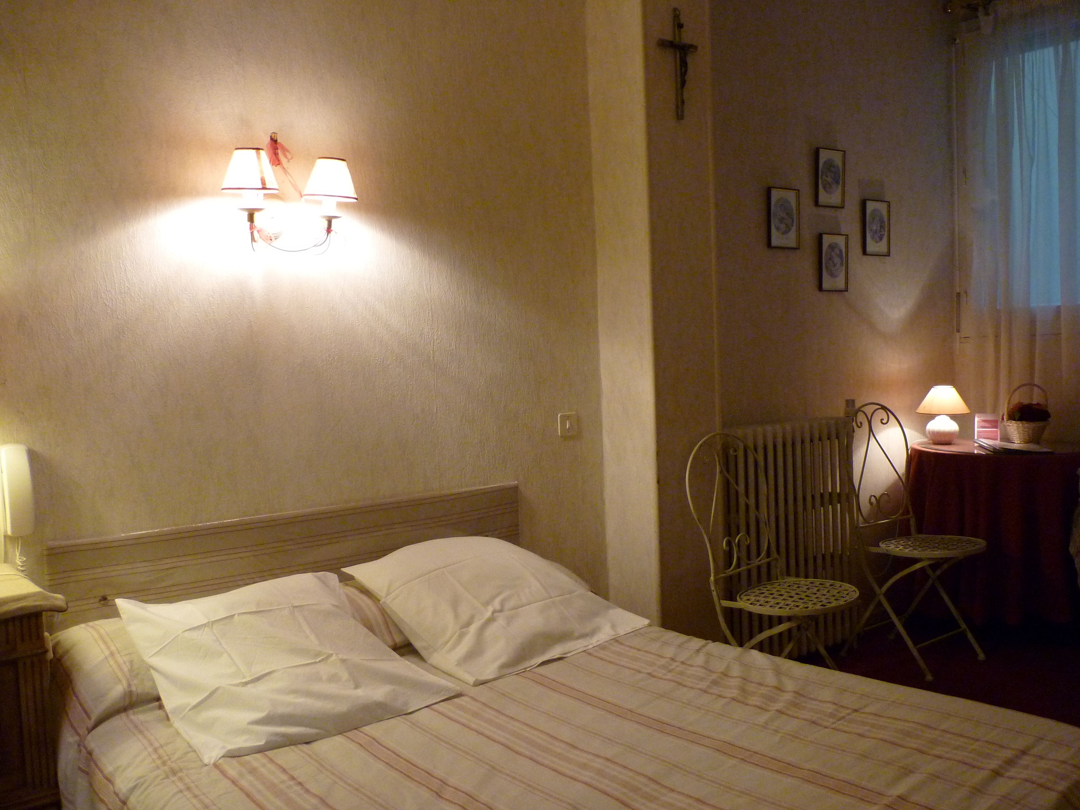 desk, iron/ironing board, free wifi, bed sheets